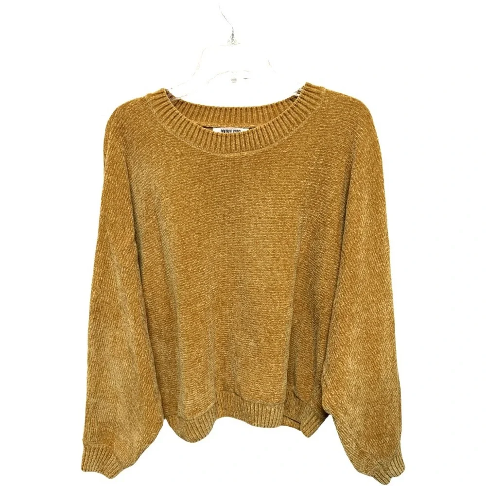 Double Zero Mustard Colored Plush Sweater Size Large Oversized Fit Holiday - Picture 1 of 6